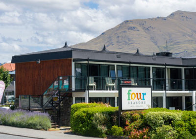 The Four Seasons Motel in Queenstown Bay, NZ